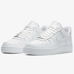 Women’s Nike Air Force 1 ‘07 White - 7.5
